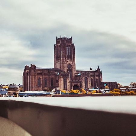 Serviced Apartment In Liverpool City Centre - Free Parking - Balcony - By Happy Days Esterno foto